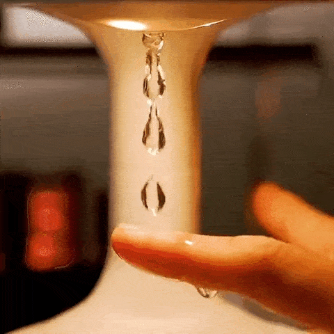 Levitating Water Drop Humidifier – Smart Home Air Moisturizer TrendoraXentrix